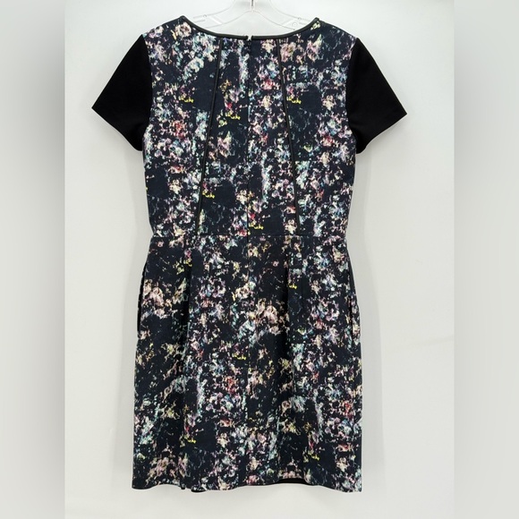 CLUB MONACO Shayla Mini Dress Black Abstract Print Faux leather Trim Size 8 - Picture 3 of 16